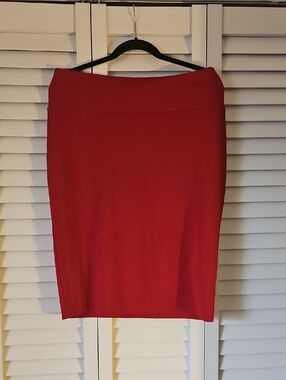 LulaRoe Red Classic Pencil Skirt - Women's Straight Fit